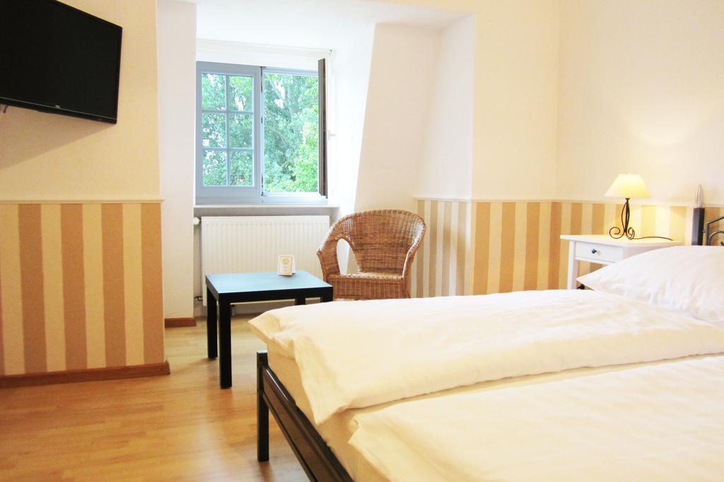 Landhotel Gut Zarrentin Gransebieth Room photo